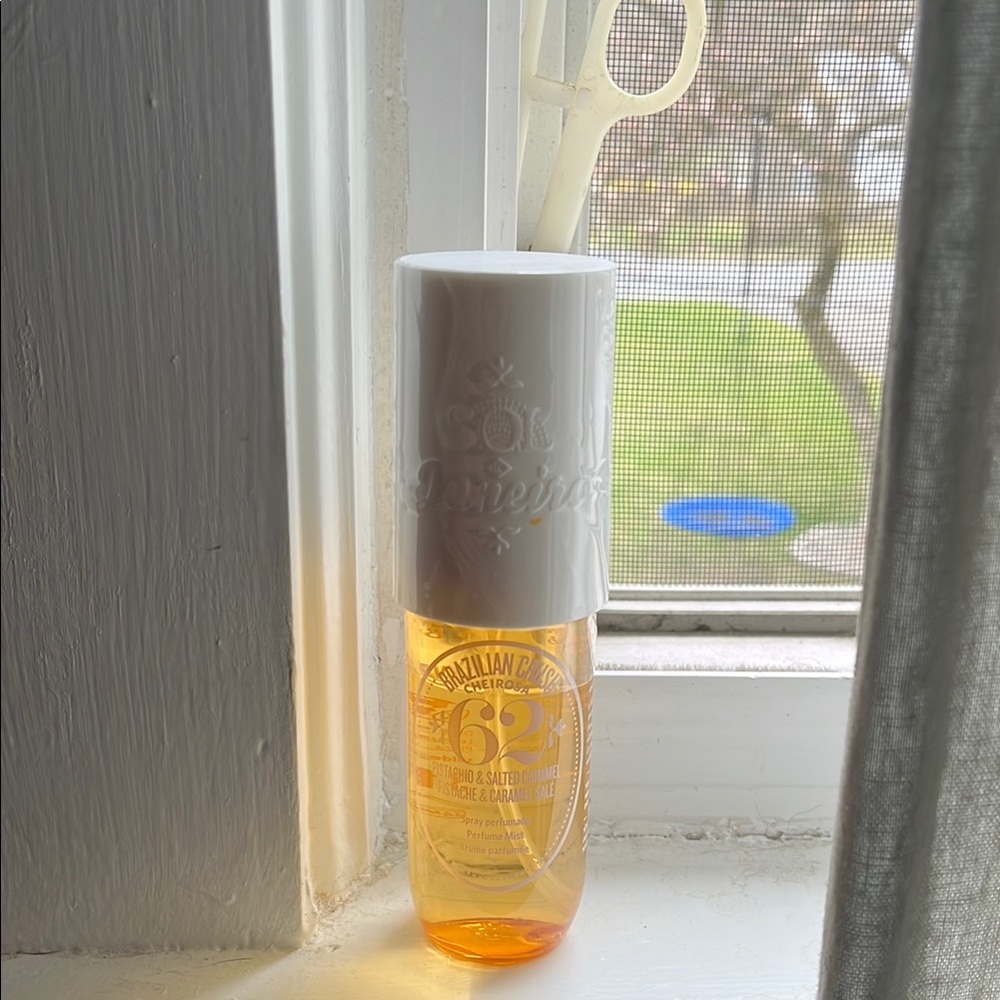 Sol de Janiero 62 spray perfume